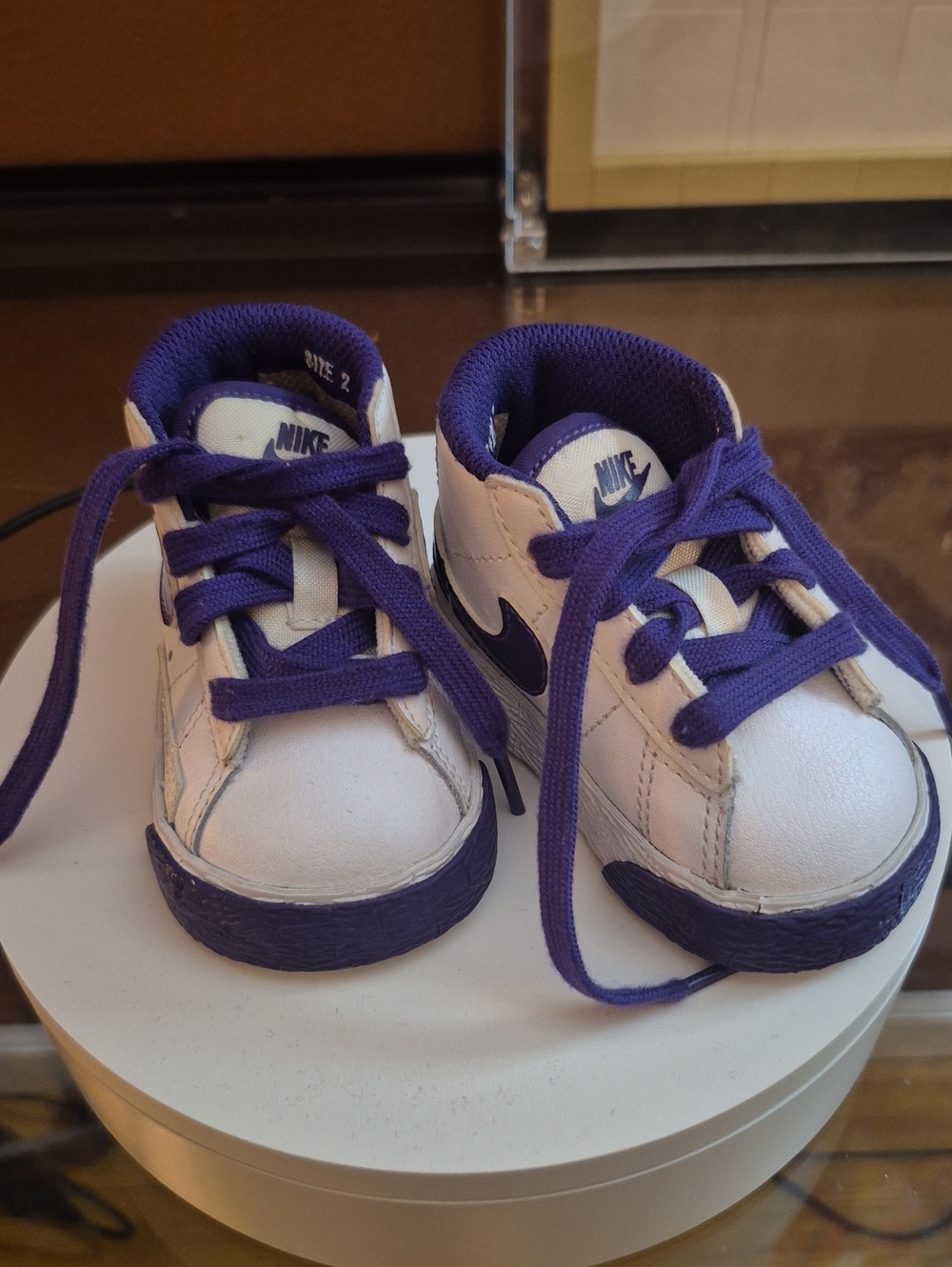 Nike Kids White and Purple Low-Top Sneakers
